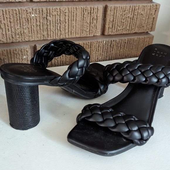 A New Day Black braided sandals - Picture 2 of 5